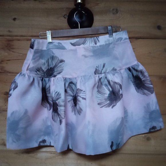 Selkie Puff Skirt NWOT - Picture 2 of 3